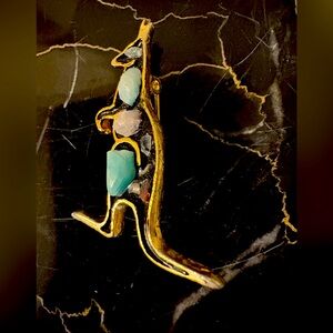 1.5” Brooch New Zealand 3D Stones early 1960’s Authentic Made in New Zealand